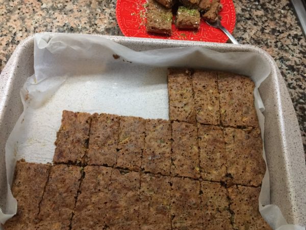 Saftiger Zucchini-Nusskuchen - Lowcarbies
